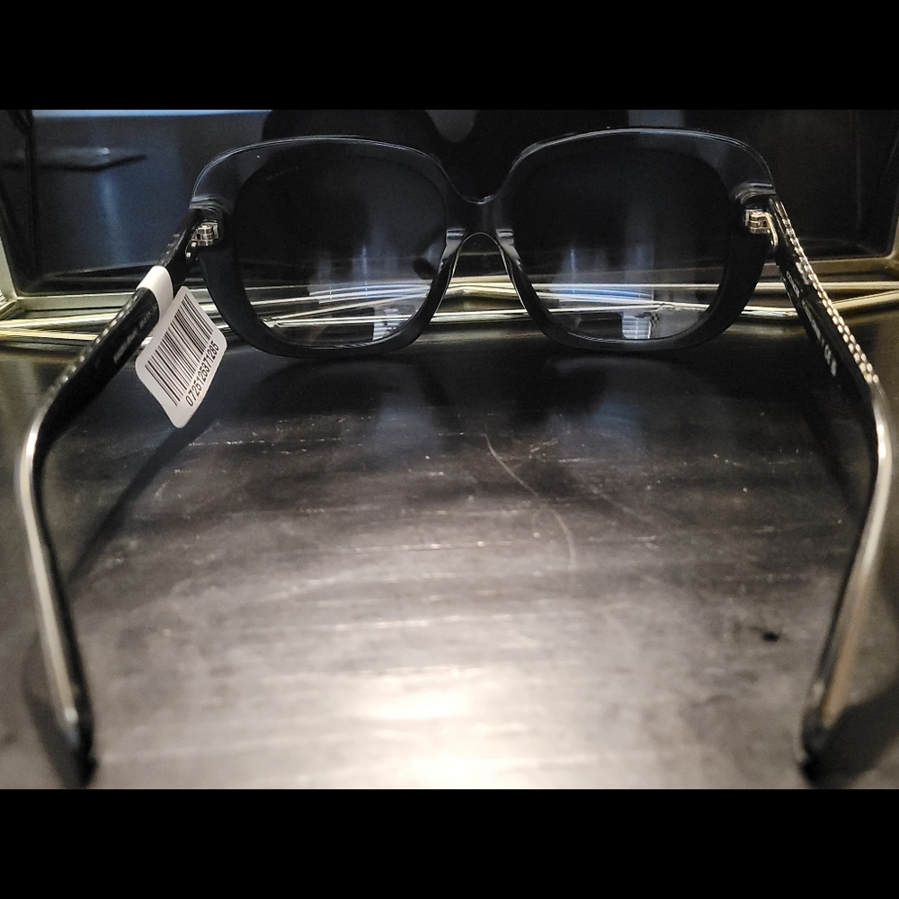 Brand NEW Coach Sunglasses - Picture 5 of 8